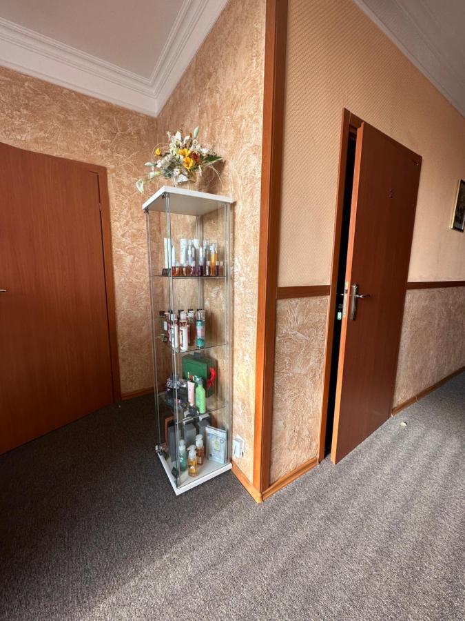 Hotel Yunist Iwano-Frankiwsk Exterior foto